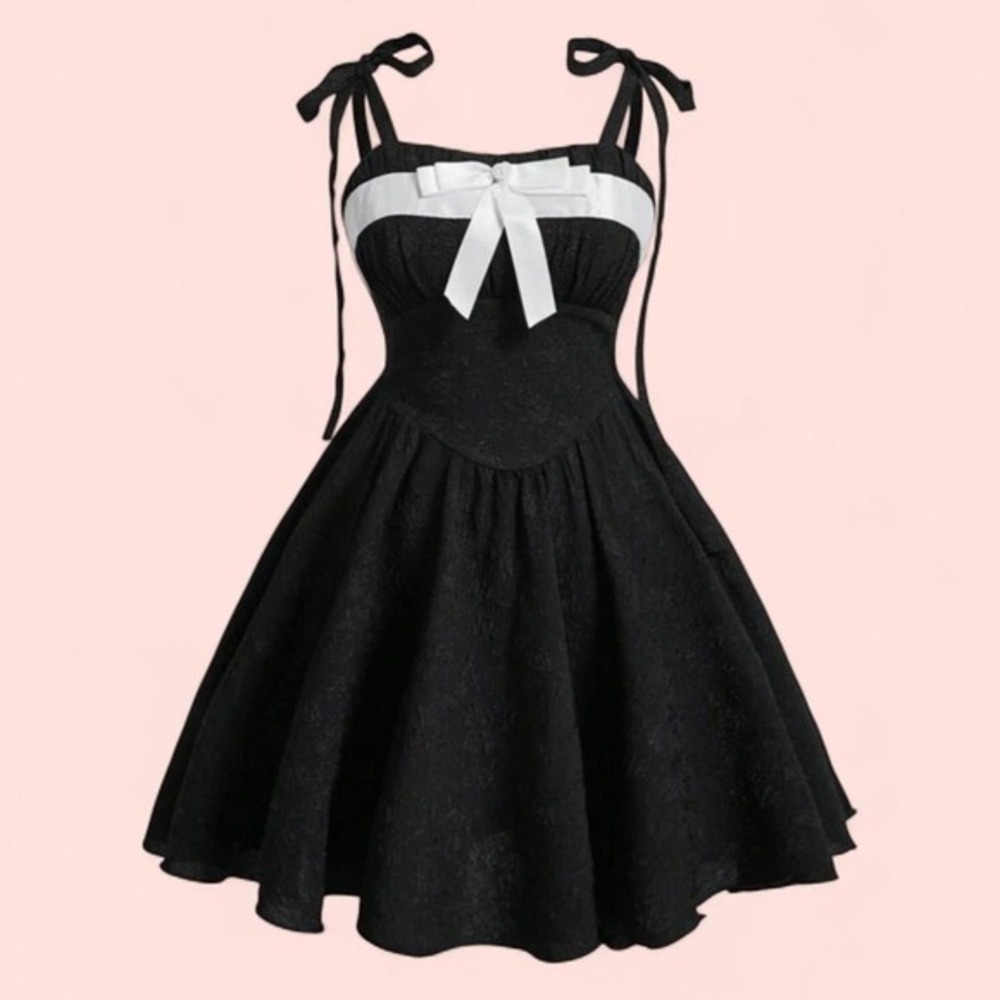 Shein Mod Curve & Plus Size Black & white dress with white bow details! Size 3xl